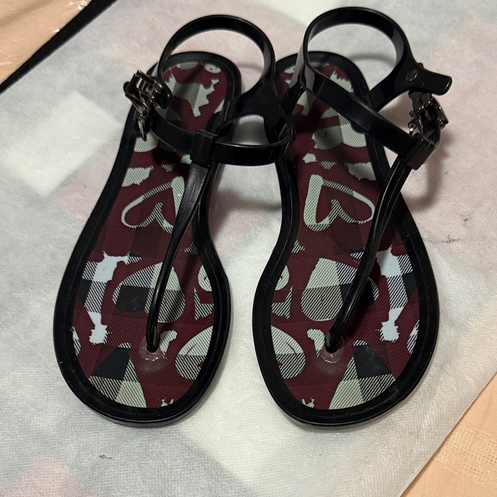 SOLD❤️Authentic Burberry Jelly Sandals
